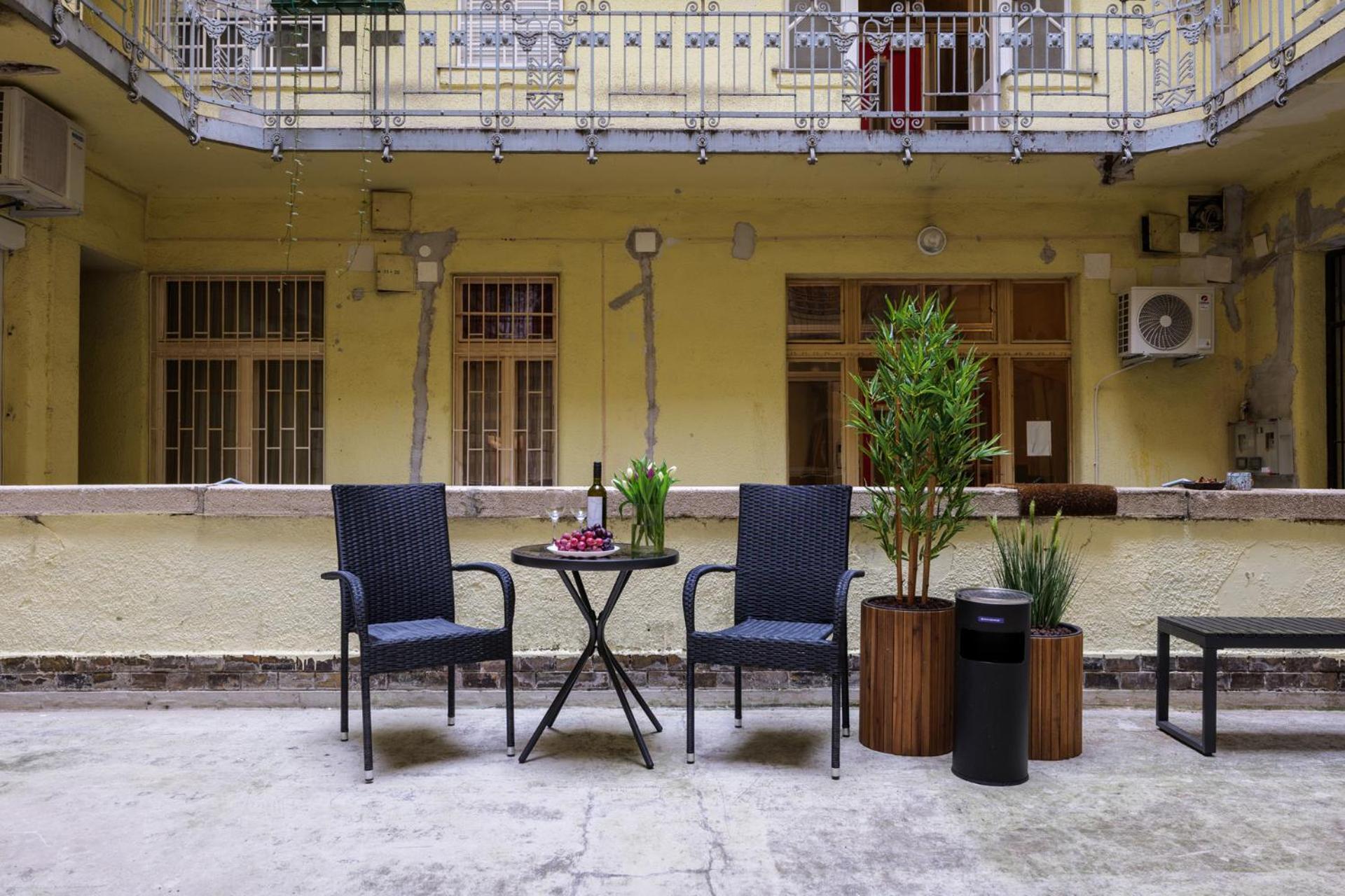 Ak7 Boutique Suites بودابست المظهر الخارجي الصورة
